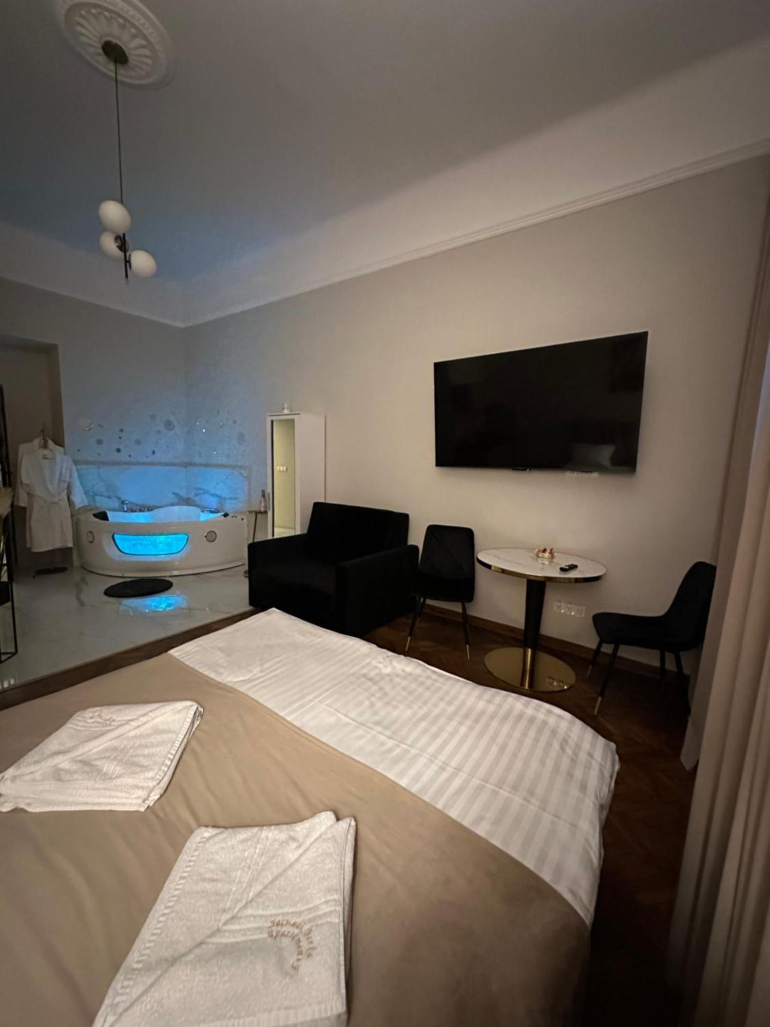 Apartamento Jacuzzi Berka *